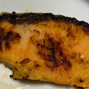 お弁当に☆マスタード入り鮭のオーロラソース焼き
